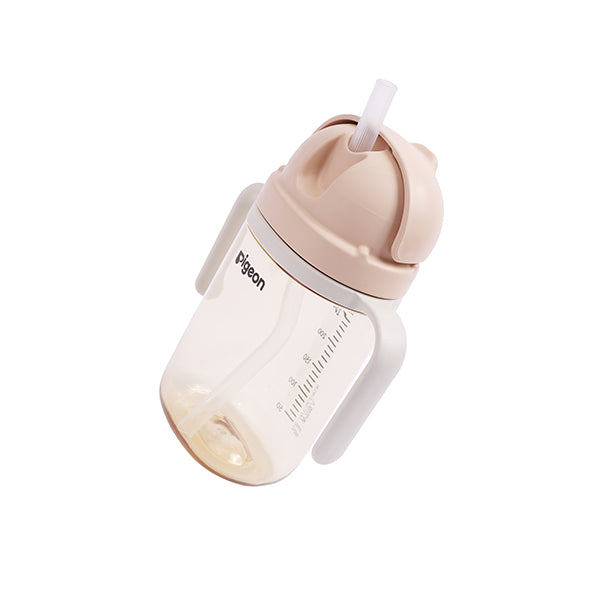Pigeon Training Master Series Straw Cup 300ml (18M+)