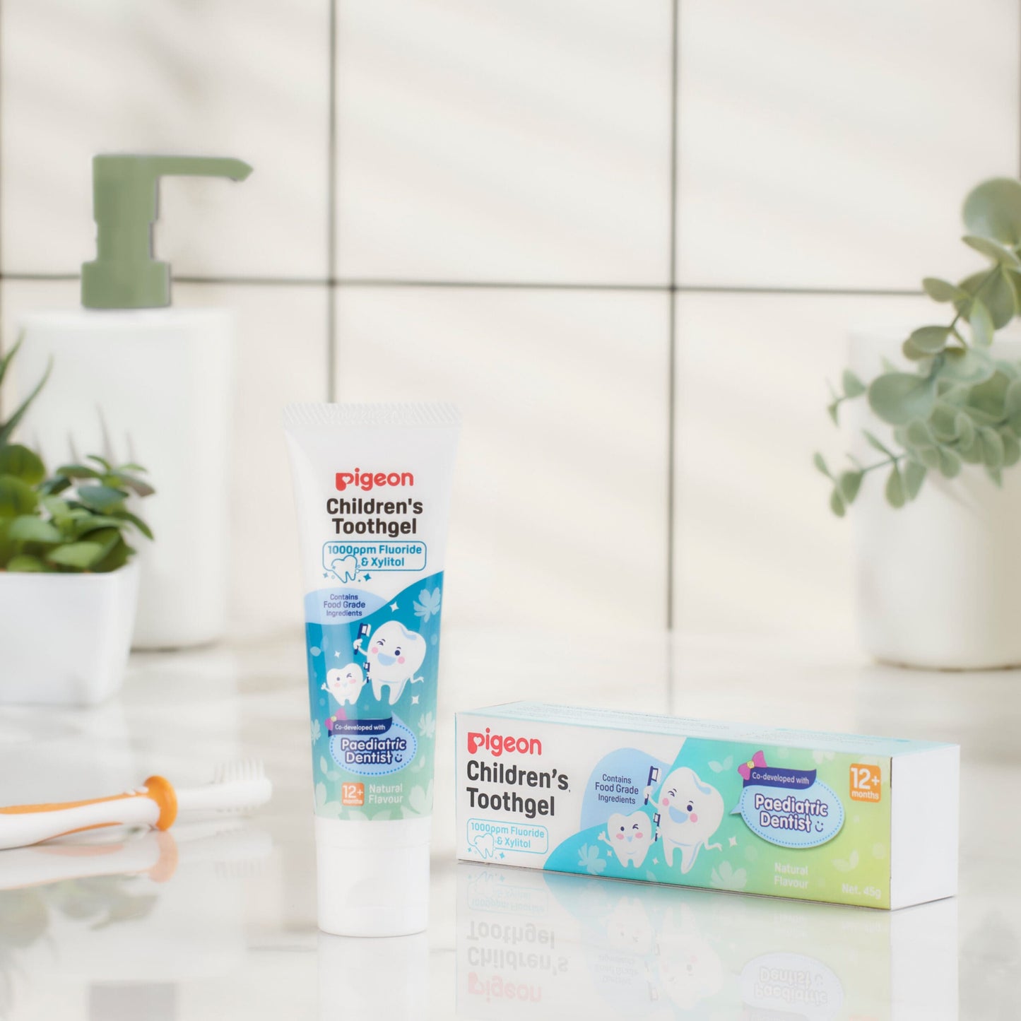 79654-Oral-Care-Pigeon-Childrens-Toothgel-Natural-Flavour