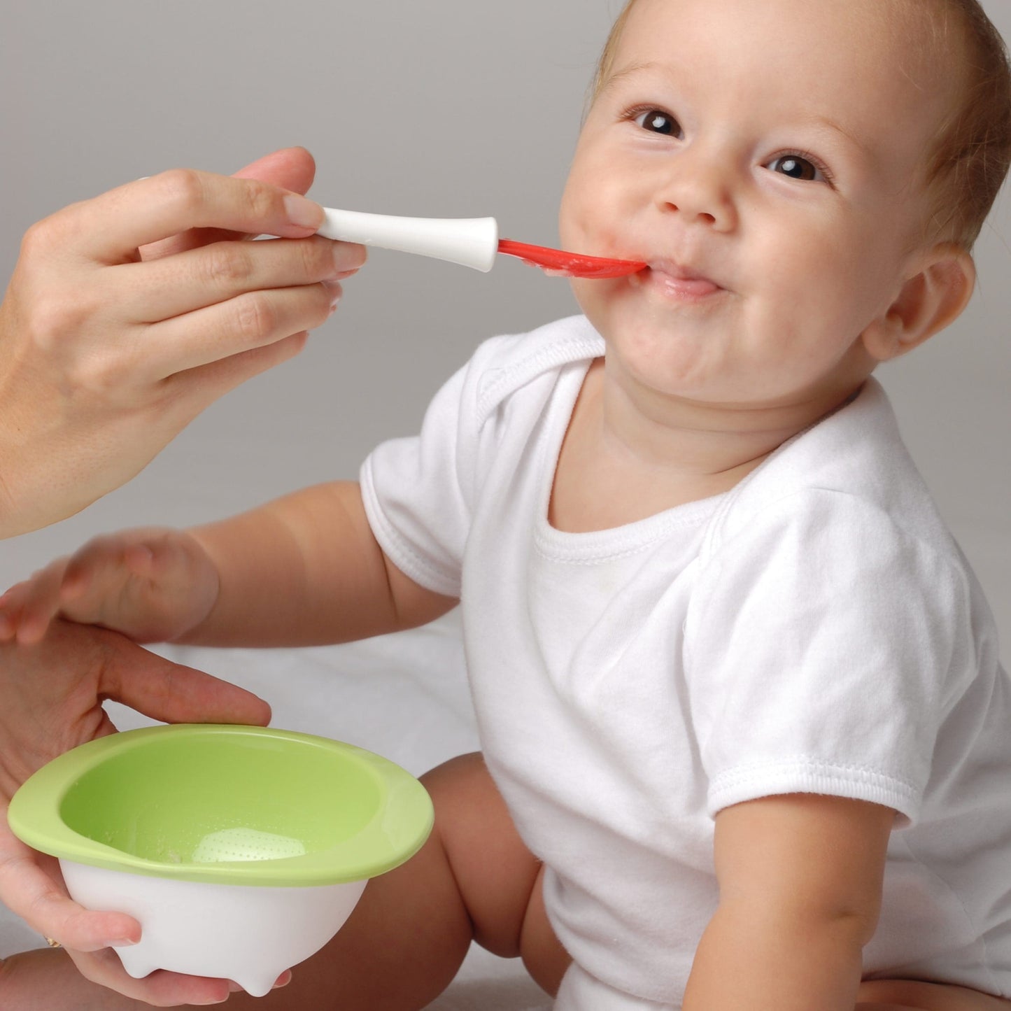 Do-it-myself-Bowl feeding baby