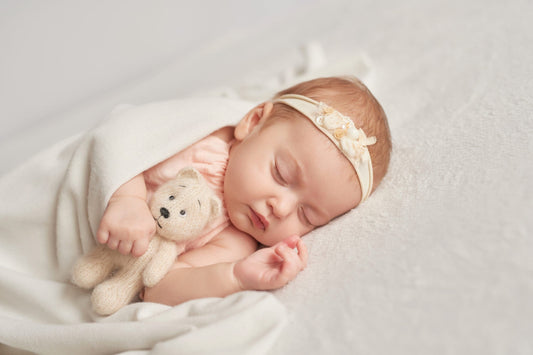 sleeping-baby-3-months-light