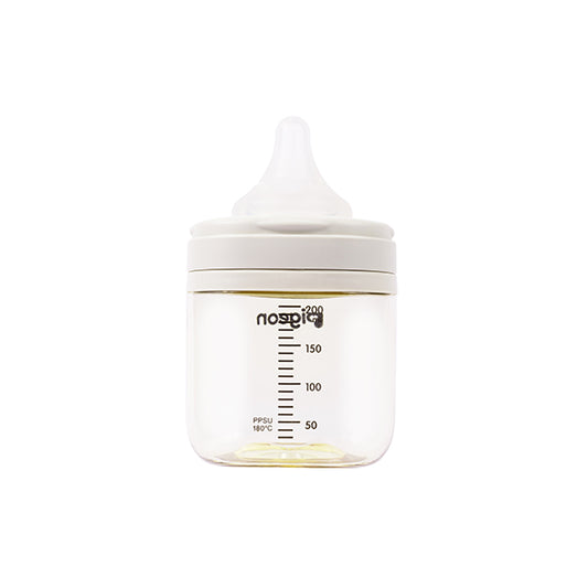 Pigeon Training Master Series Nursing Bottle 200ml (3M+)
