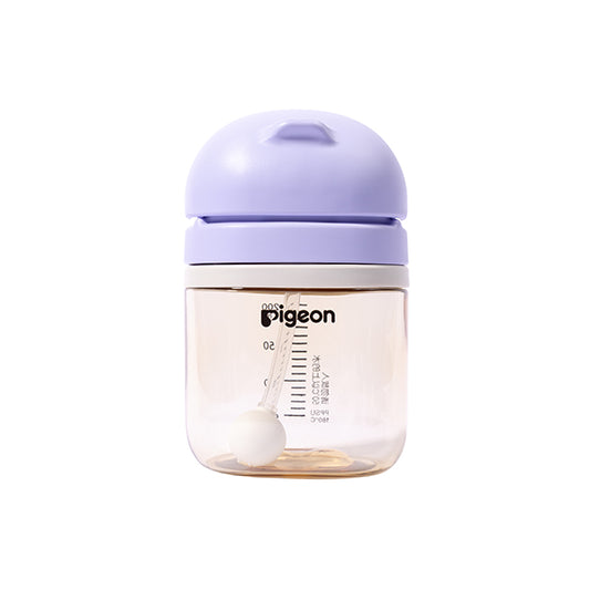 Pigeon Training Master Series Straw Cup 200ml (12M+)